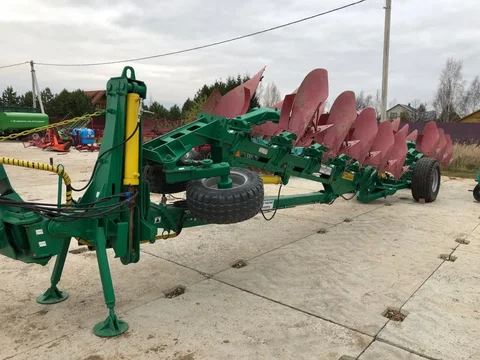 Плуг оборотный ППОВ 8-45-01