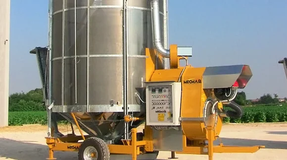 Мобильная зерносушилка Mecmar D 20/153 T HP