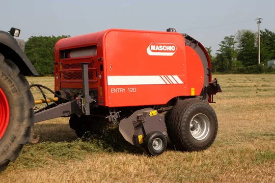 Пресс-подборщик ENTRY 120