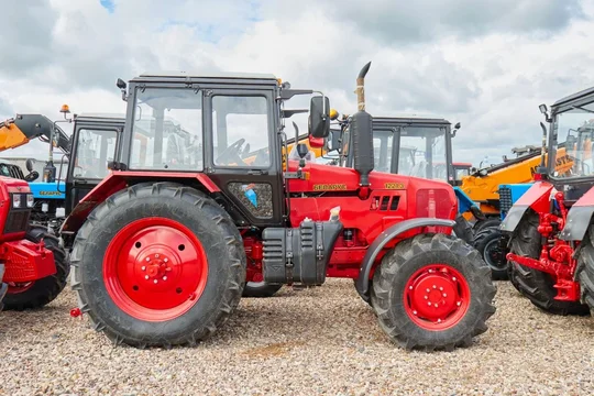 Трактор МТЗ Беларус 1221.3 Тропик (Stage II)